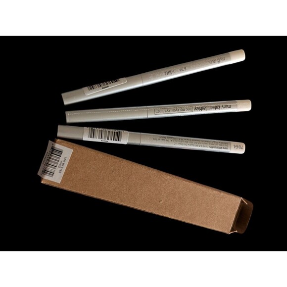 Mary-Kate & Ashley Line My Eyes Liner #70674 White Pack Of 3 Makeup Cosmetics - Picture 1 of 4